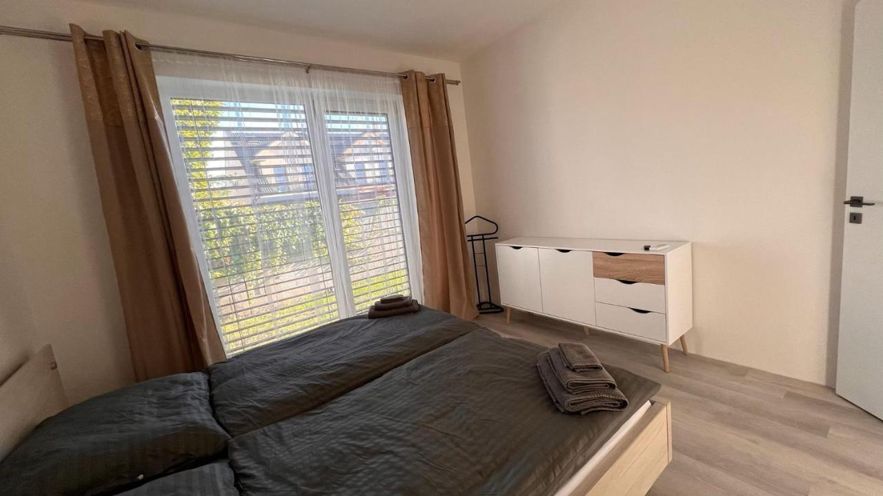 Janosikova Klimatizovany Apartmanovy Dom S Virivkou, 9B 빌라 외부 사진